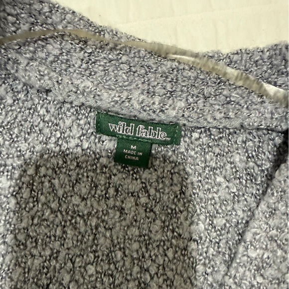 Wild Fable Cropped Grey Sweater Size M - Picture 3 of 4
